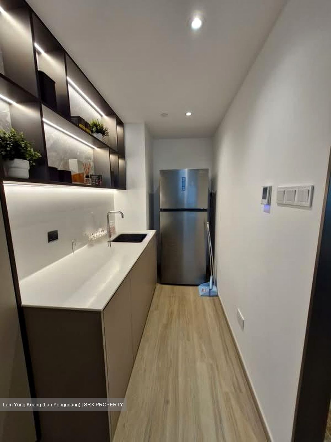 Arc 380 (D8), Office #579457531